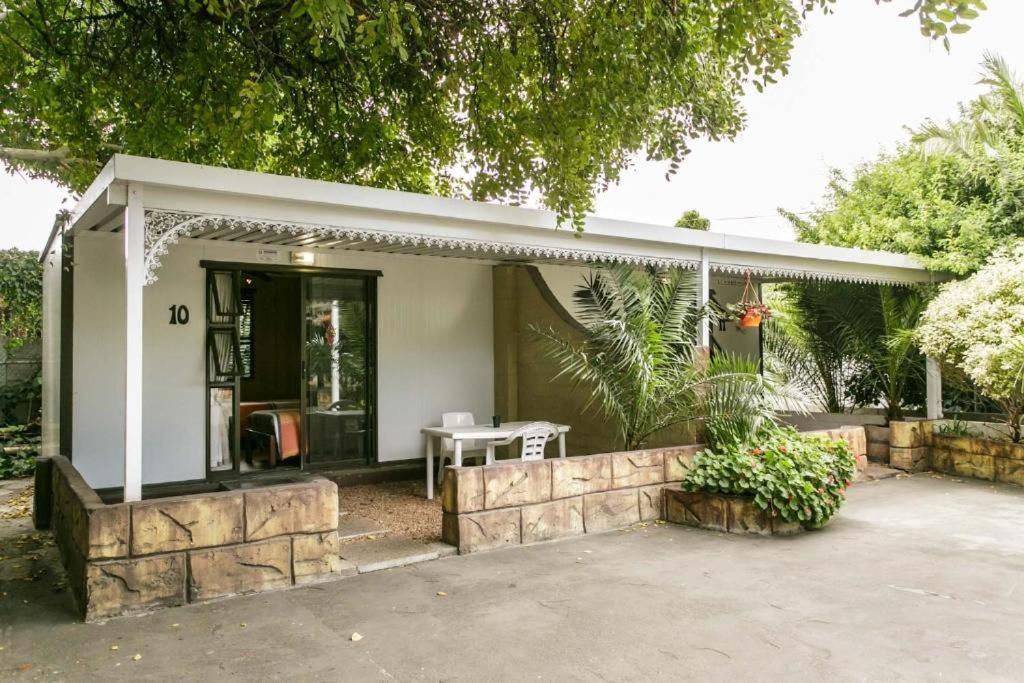 Sunbell Ventures Guesthouse Cape Town Exterior photo