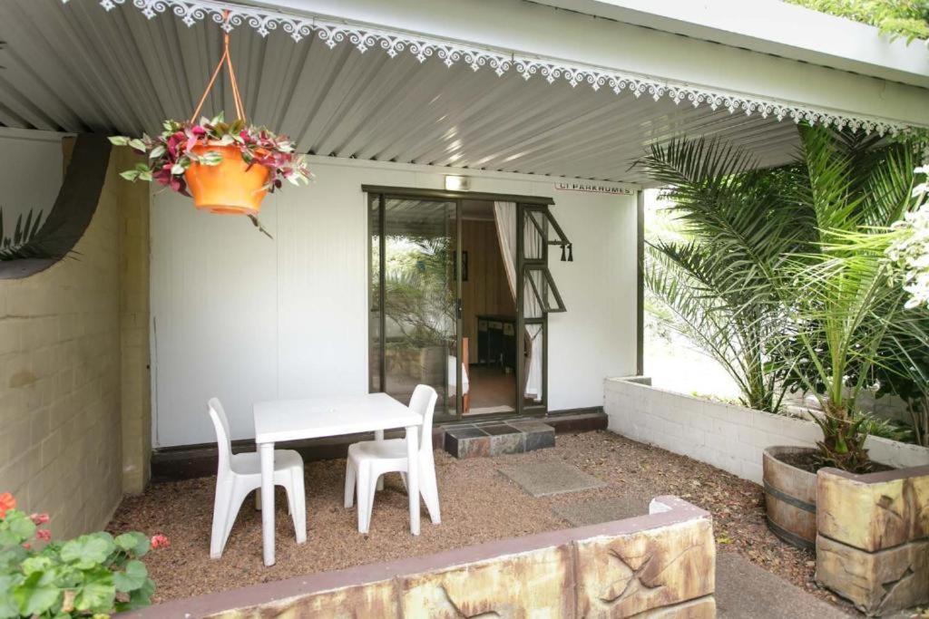 Sunbell Ventures Guesthouse Cape Town Exterior photo